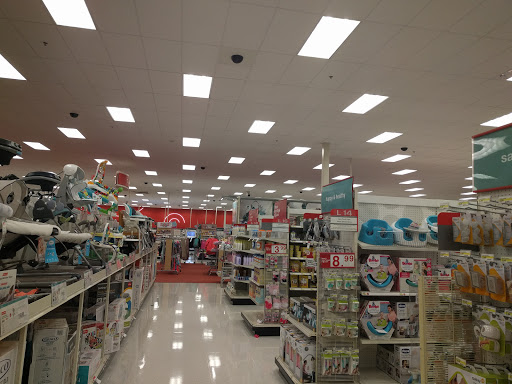 Department Store «Target», reviews and photos, 1001 S Sutton Rd, Streamwood, IL 60107, USA