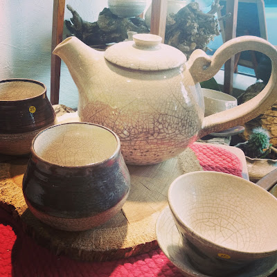 AMMA TERRE | Céramique Raku et Grès, Stage & Cours poterie, Adulte Enfant à Monein