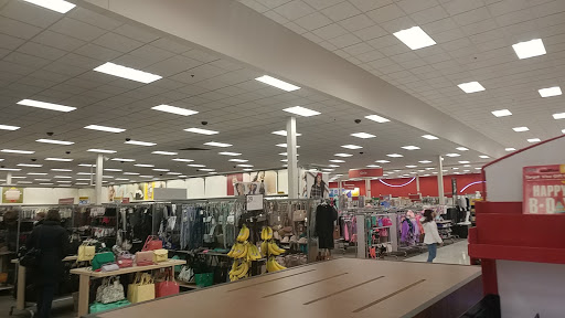 Department Store «Target», reviews and photos, 6100 Broadmoor St, Mission, KS 66202, USA