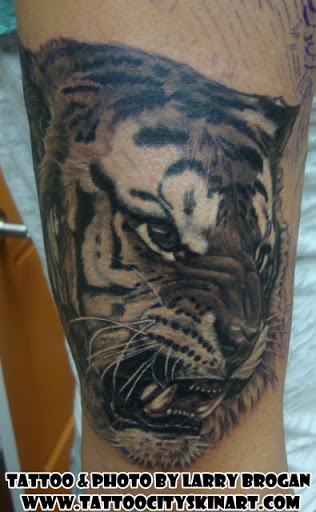 Explore meaningful father and daughter crps tattoo ideas, creative tattoo ideas in Lockport, available at Tattoo City by Larry Brogan
