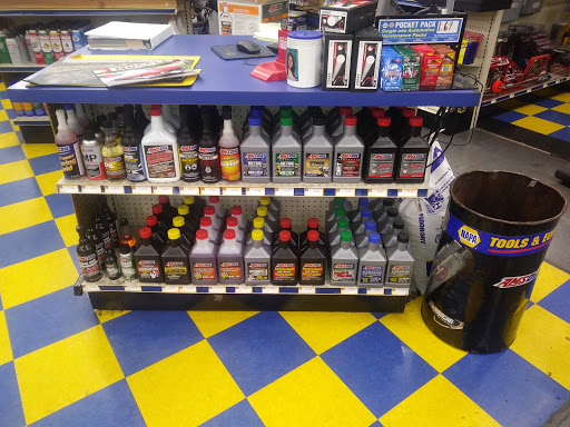 Auto Parts Store «NAPA Auto Parts - Beaverton Auto Parts», reviews and photos, 12050 SW Canyon Rd, Beaverton, OR 97005, USA