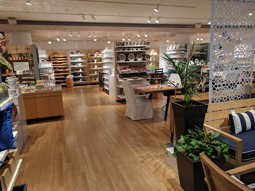 Furniture Store «Crate and Barrel», reviews and photos, 530 Stanford Shopping Center, Palo Alto, CA 94304, USA