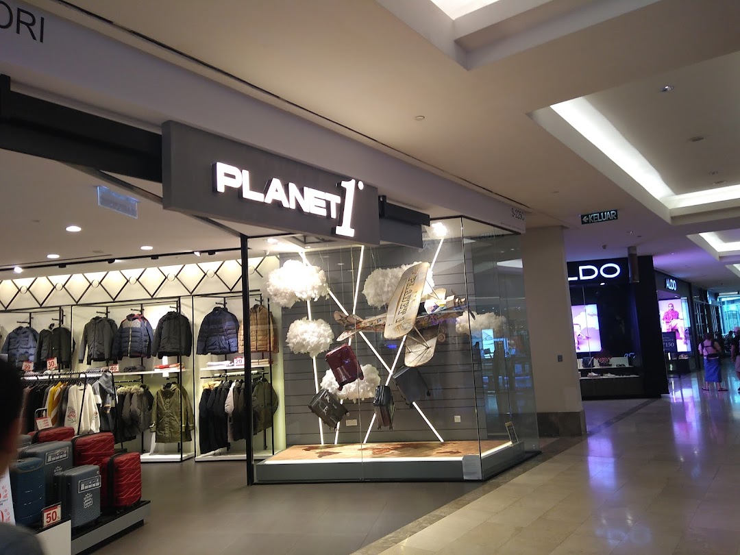 Planet 1 Degree - The Gardens Mall