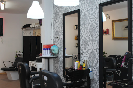 Backstage Hairstyle Studio en PedrezueLa, Madrid
