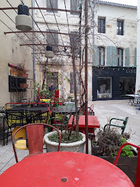 Atmosphère du Restaurant Maison Marshall à Saint-Rémy-de-Provence - n°8