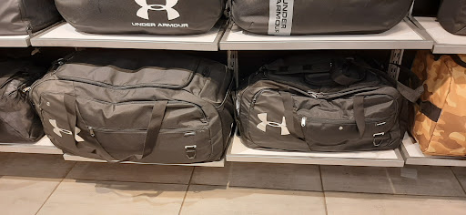 Stores to buy women's backpacks Mendoza