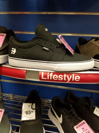 Sporting Goods Store «Big 5 Sporting Goods», reviews and photos, 80 W Foothill Blvd, Upland, CA 91786, USA