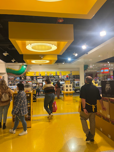 Toy Store «The LEGO Store», reviews and photos, 835 N Michigan Ave #3000, Chicago, IL 60611, USA