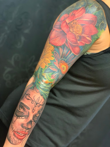 Tattoo Shop «Tried and True Tattoo», reviews and photos, 2289 Peachtree Rd, Atlanta, GA 30309, USA