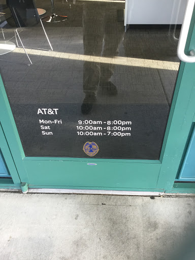 Cell Phone Store «AT&T Authorized Retailer», reviews and photos, 6500 Hembree Ln, Windsor, CA 95492, USA