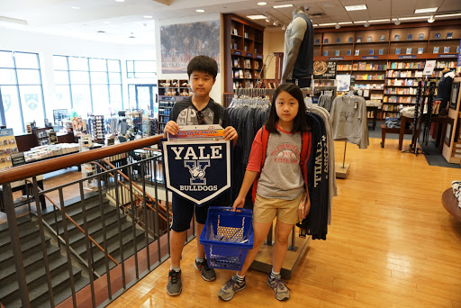 Book Store «Yale University Bookstore», reviews and photos, 77 Broadway, New Haven, CT 06511, USA