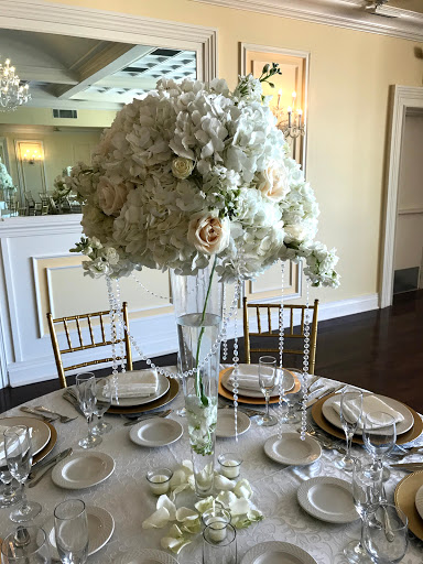 Florist «Elegant Florist», reviews and photos, 6909 4th Ave, Brooklyn, NY 11209, USA