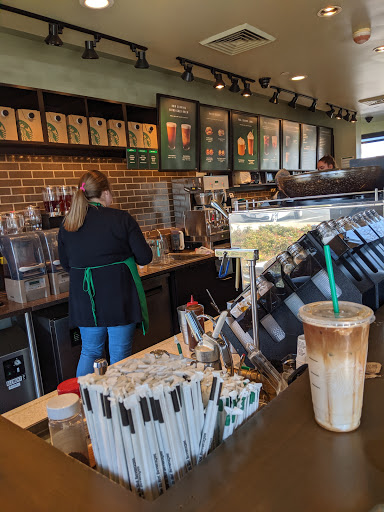 Coffee Shop «Starbucks», reviews and photos, 7802 Olson Memorial Hwy, Golden Valley, MN 55427, USA