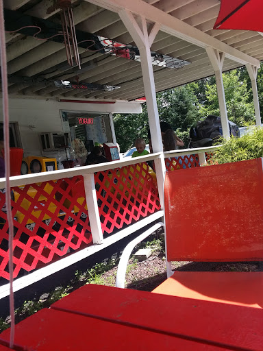 That Shake Place, 1509 Mt Cobb Rd, Lake Ariel, PA 18436, USA, 