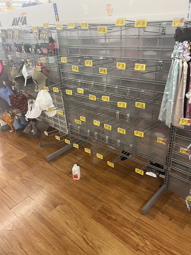 Department Store «Walmart Supercenter», reviews and photos, 3255 La Hwy 1 S, Port Allen, LA 70767, USA