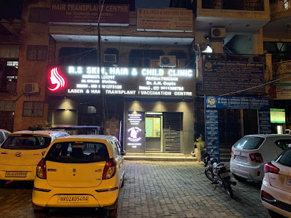Hair Studio Clinic - shop no 5, pocket, 4, New Delhi, Delhi, IN - Zaubee