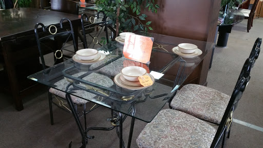 Thrift Store «M&M Thrift And Salvage», reviews and photos, 1517 Lucky St, Griffin, GA 30223, USA