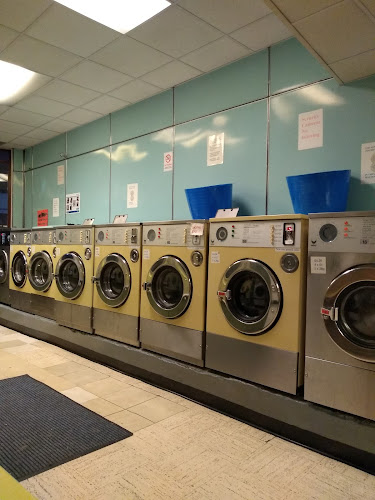 Reviews of Charminster Launderette in Bournemouth - Laundry service