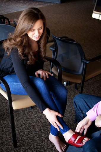 Orthopedic Shoe Store «Comfort Plus Shoes & Footcare», reviews and photos, 11715 Roe Ave, Leawood, KS 66211, USA