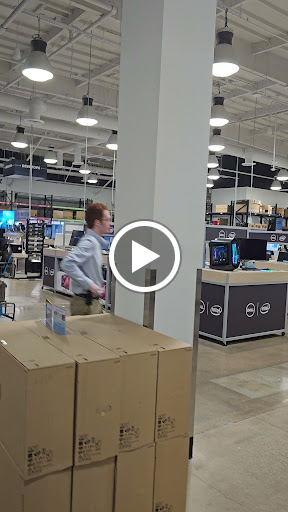 Micro Center image