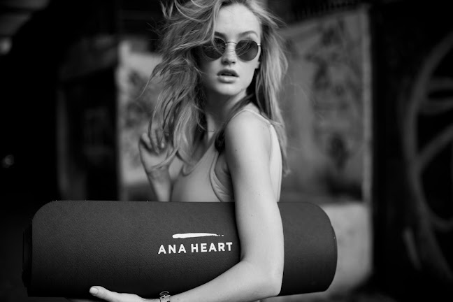 Ana Heart - London