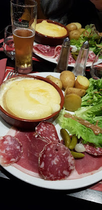 Raclette du Restaurant Les fondues du Sancy à Besse-et-Saint-Anastaise - n°14