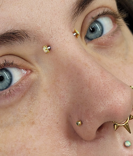 Tattoo Shop «High Priestess Piercing & Tattoo», reviews and photos, 525 E 13th Ave, Eugene, OR 97401, USA