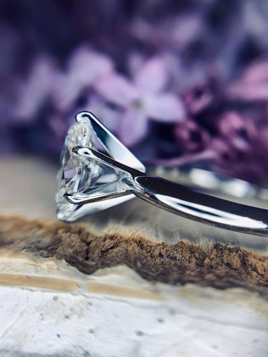 Jewelry Store «Pearce Jewelers», reviews and photos, 41 Glen Rd, West Lebanon, NH 03784, USA