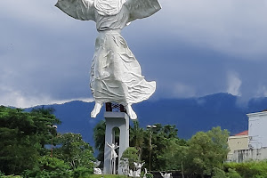 Yesus Memberkati Statue image