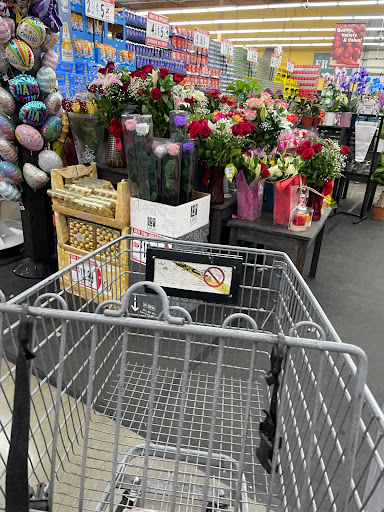 Grocery Store «Superior Grocers», reviews and photos, 9801 Laurel Canyon Blvd, Pacoima, CA 91331, USA