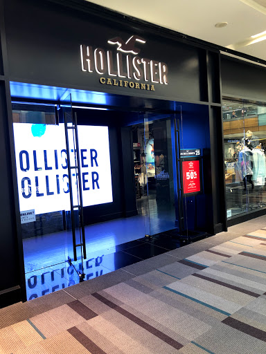 Hollister Co.