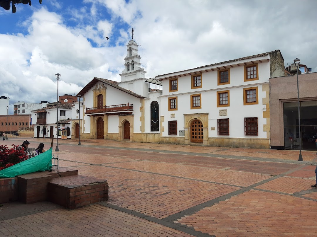 Centro Mariano Nacional - Nuestra Señora del Rosario de Chiquinquirá