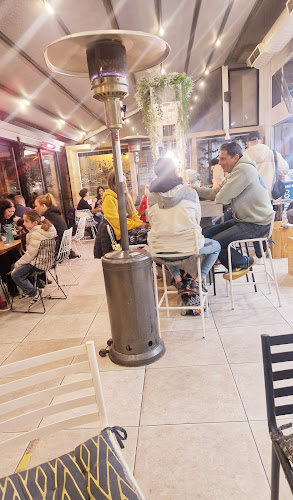 Πλόες Καφετέρια - Καλλιθέα