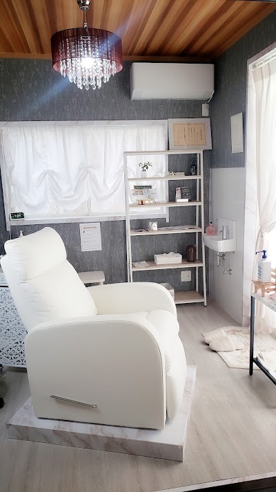 Private salon LUANA