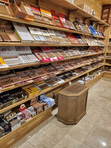 Tobacco Shop «PLYMOUTH CIGARS AND TOBACCO», reviews and photos, 16605 County Rd 24 #203, Plymouth, MN 55447, USA