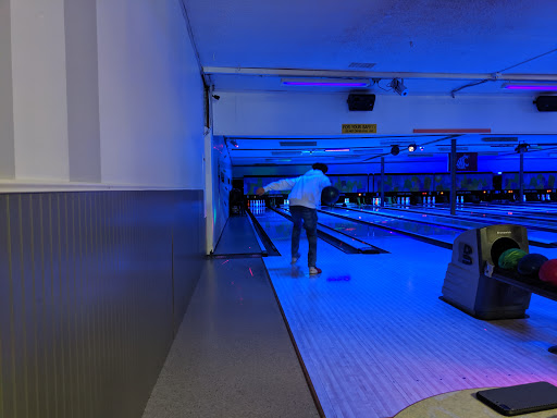 Bowling Alley «Chalet Bowl & 26th Street Cafe», reviews and photos, 3806 N 26th St, Tacoma, WA 98407, USA