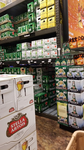 Wine Store «Total Wine & More», reviews and photos, 5050 Town Center Cir, Boca Raton, FL 33486, USA