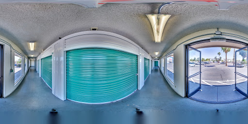 Self-Storage Facility «US Storage Centers», reviews and photos, 2331 W Indian School Rd, Phoenix, AZ 85015, USA