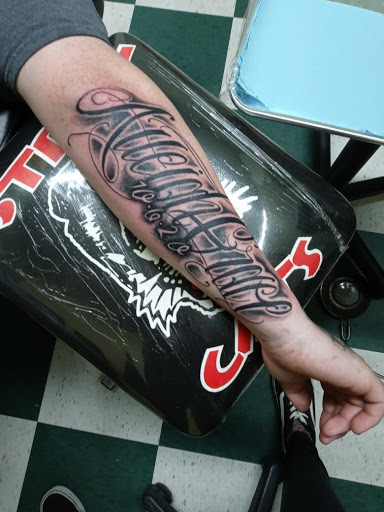 Tattoo Shop «Black Sheep Ink», reviews and photos, 3001 Stockton Hill Rd #6, Kingman, AZ 86401, USA