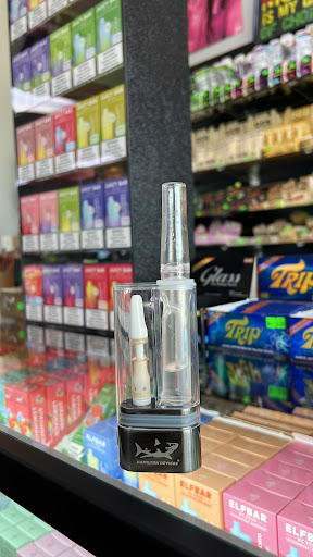 Tobacco Shop «Green Light Smoke Shop», reviews and photos, 466 Rayford Rd #104, Spring, TX 77386, USA