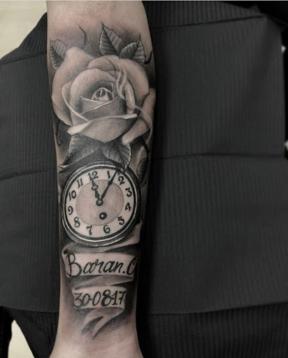Explore black and grey tattoo filler ideas, creative tattoo ideas in Miami, available at Por vida tattoos