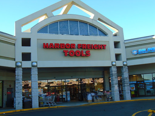 Shopping Mall «Tri-City Plaza Shopping Center», reviews and photos, 35 Talcottville Rd, Vernon, CT 06066, USA