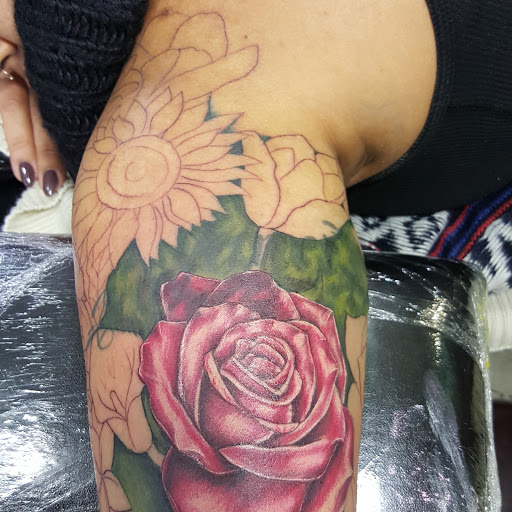 Tattoo Shop «Made You Look Custom Tattoo», reviews and photos, 1440 E Washington Ave, Madison, WI 53703, USA