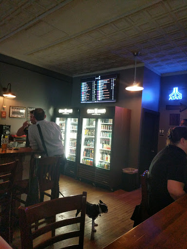 Beer Store «BEER SHOP», reviews and photos, 1026 North Blvd, Oak Park, IL 60302, USA