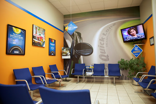 Ford Dealer «Arlington Heights Ford», reviews and photos, 801 W Dundee Rd, Arlington Heights, IL 60004, USA
