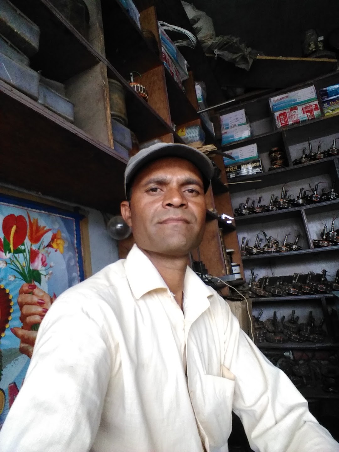 Pooja Electepnics