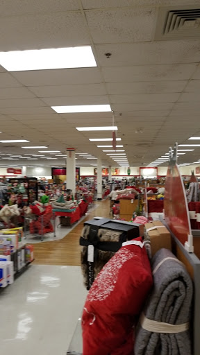 Department Store «T.J. Maxx», reviews and photos, 1200 N University Dr, Coral Springs, FL 33071, USA