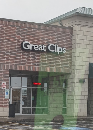 Hair Salon «Great Clips», reviews and photos, 790 Arlington Ridge Ste 233, Akron, OH 44312, USA