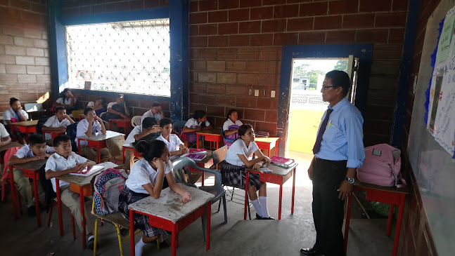 Unidad Educativa Santa Lucia - Santa Lucía