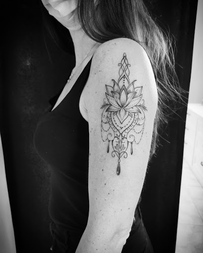 ALICE MASIA Dreams Tattoo Studio